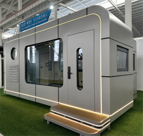 The 20-foot Modular Container Home Office Cabin with a Waterproof and Expandable Design Is Made of Sandwich Steel Plate Material