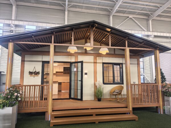 Luxurious and fully furnished double-wing folding villa with a pavilion and terrace