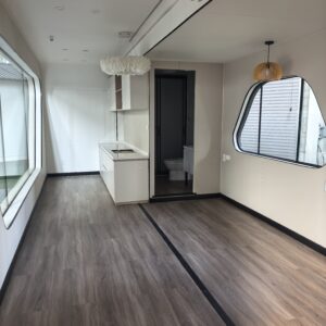 The apple warehouse can be expanded by dragging and dropping