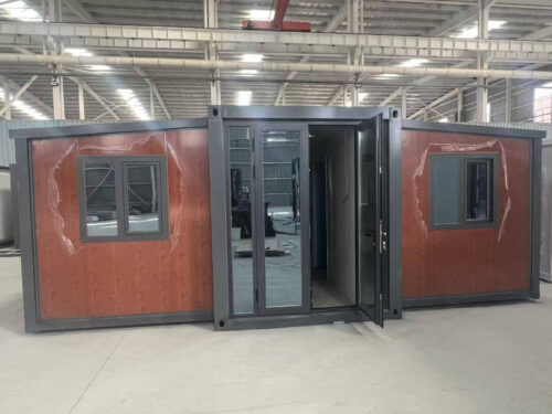 The double-wing folding house