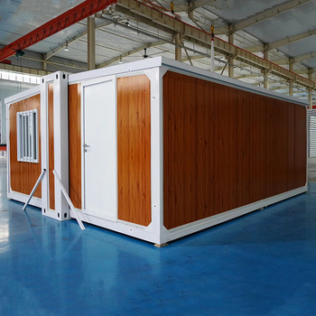 A double-wing folding house that is only 700mm wide when folded