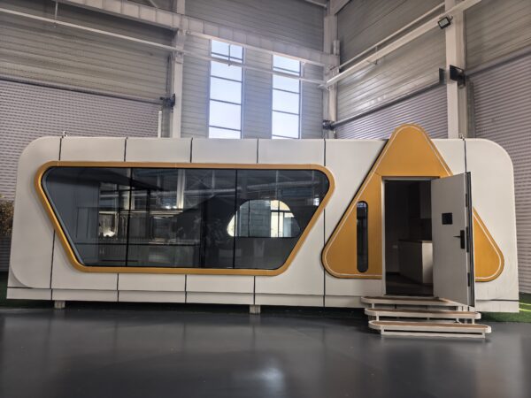 The apple warehouse can be expanded by dragging and dropping