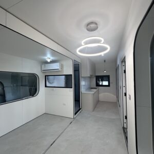 The apple warehouse can be expanded by dragging and dropping