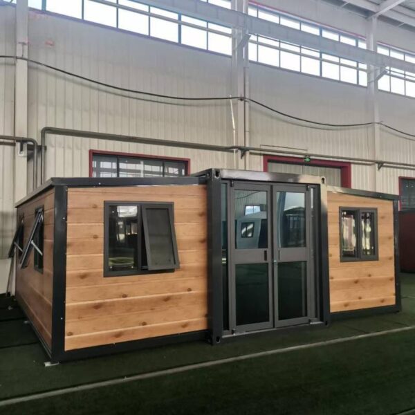 Double-wing folding house with wood-grain carved panels