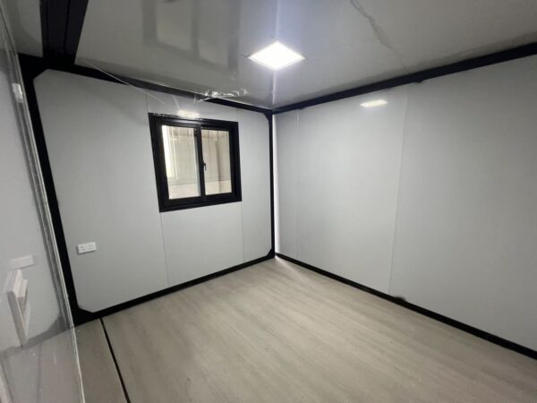 20-foot double-wing folding standard version white wall panel black frame