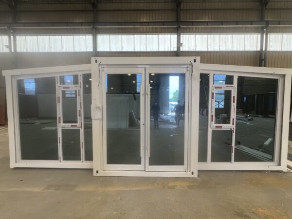 20-foot carved-panel curtain wall double-wing folding room