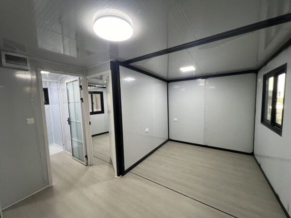 20-foot double-wing folding standard version white wall panel black frame