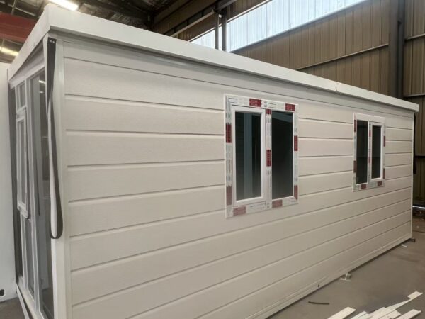 20-foot carved-panel curtain wall double-wing folding room