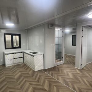 d472565dfcf294aceb712d6c4d98d41c 20-foot double-wing folding room with white carved-panel exterior wall