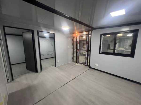 20-foot double-wing folding standard version white wall panel black frame